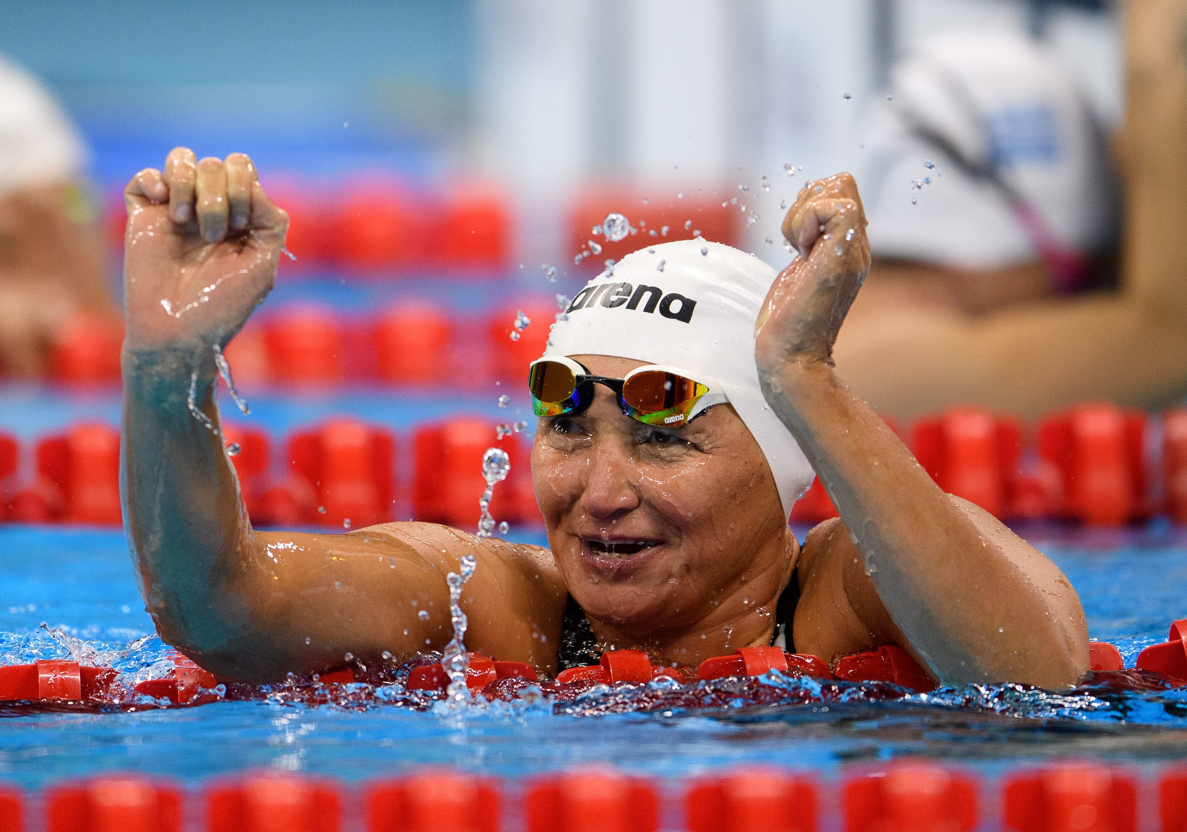 China domina el medallero y Teresa Perales aspira a igualar a Michael Phelps