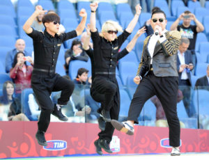 ITALY SOCCER ITALIAN CUP FINAL:. Rome (Italy), 26/05/2013.- South Korean singer Psy performs prior to the Italian Cup final soccer match between As Roma and SS Lazio at Olimpico stadium in Rome, Italy, 26 May 2013. EFE/EPA/MAURIZIO BRAMBATTI