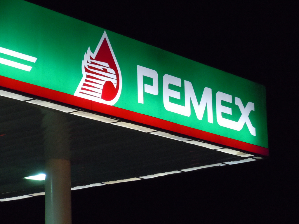 Pemex descubre dos pozos petroleros en el Golfo de México en momento crítico