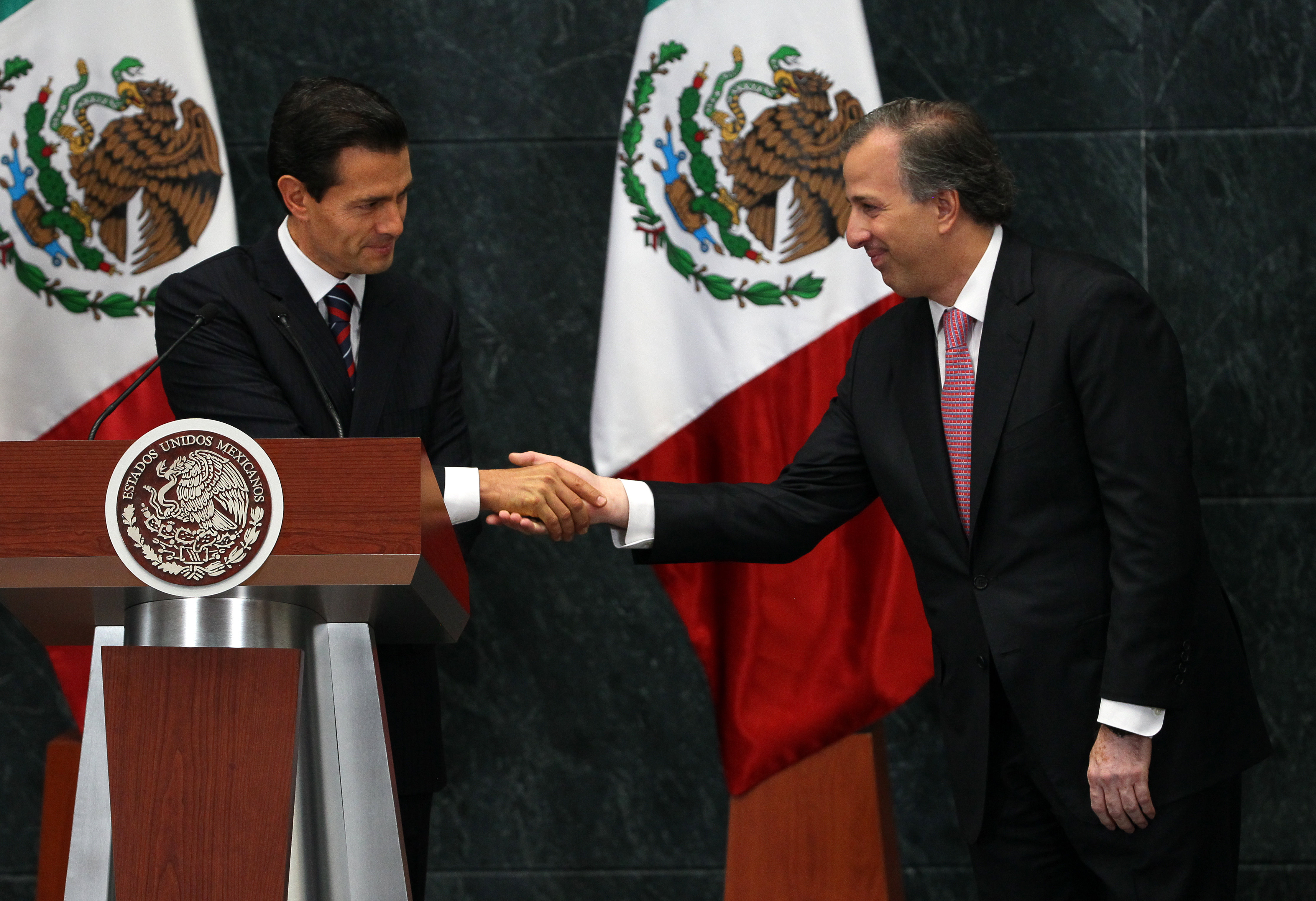 Nuevo ministro mexicano promete un paquete económico “responsable” para 2017