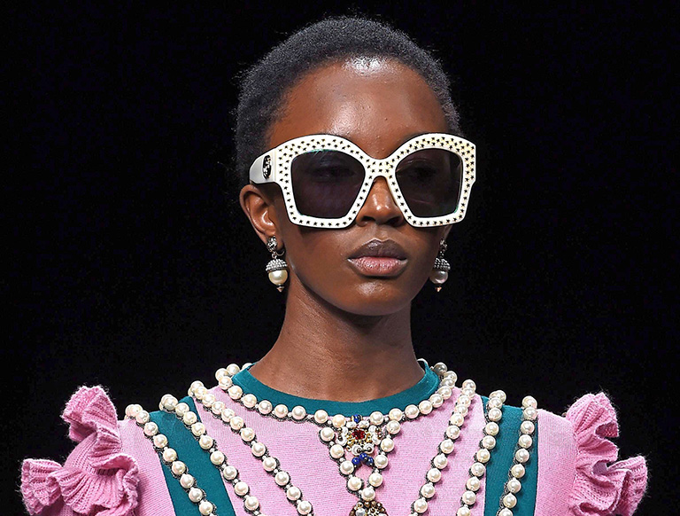Grandes, de pasta y con alma retro, así son las nuevas gafas de Gucci.