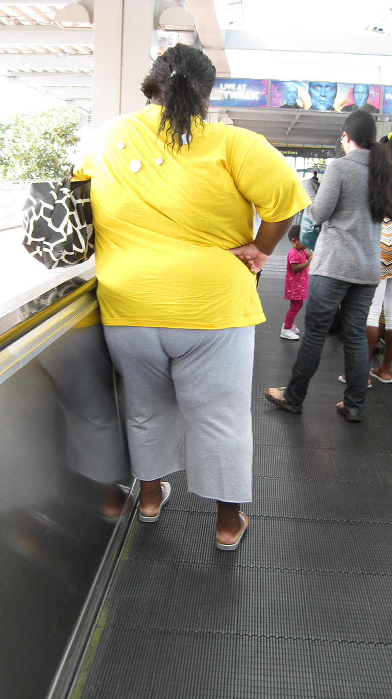 Cuatro de cada 10 mujeres en Estados Unidos era considerada obesa en 2015, de acuerdo con un reporte de los Centros de Control y Prevención de Enfermedades (CDC) . Las nuevas cifras, publicadas en la revista Journal of American Medical Association, muestran un aumento en la incidencia de la tasa de obesidad, en especial entre las mujeres. EFE/ARCHIVO/Rosario Canfranc