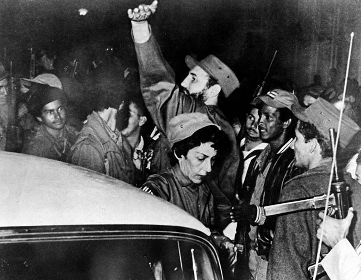 TRIUNFO DE LA REVOLUCI”N CUBANA: Cienfuegos (Cuba), 4-1-1959.- Fidel Castro y CÈlia S·nchez durante su recorrido triunfal hacia la capital cubana. EFE/PRENSA LATINA /jgb