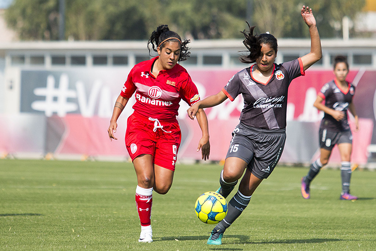 Abran paso a la Liga Femenil de futbol en México